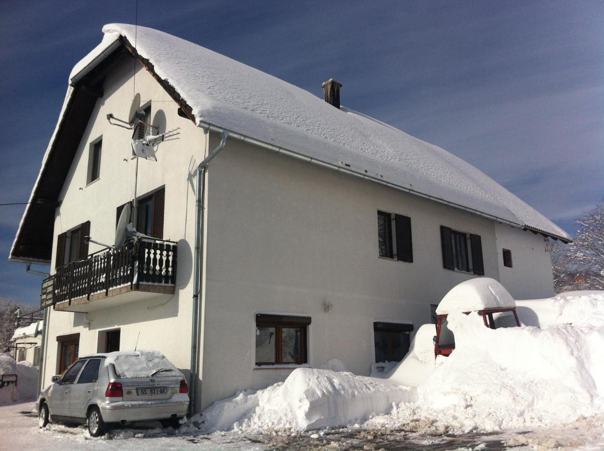 Guest House Aurora Poljanak Exterior photo